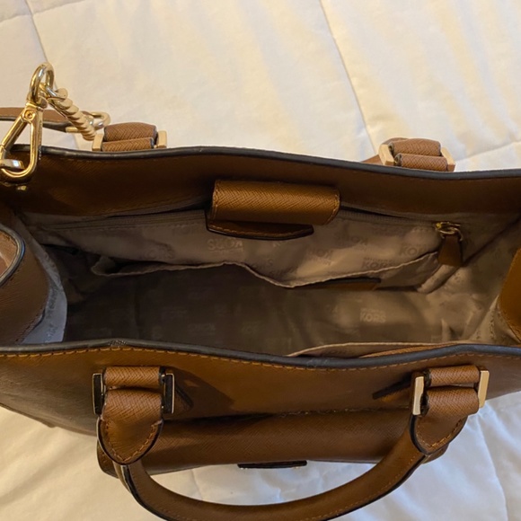 Michael Kors Crossbody/Handbag - Picture 3 of 4